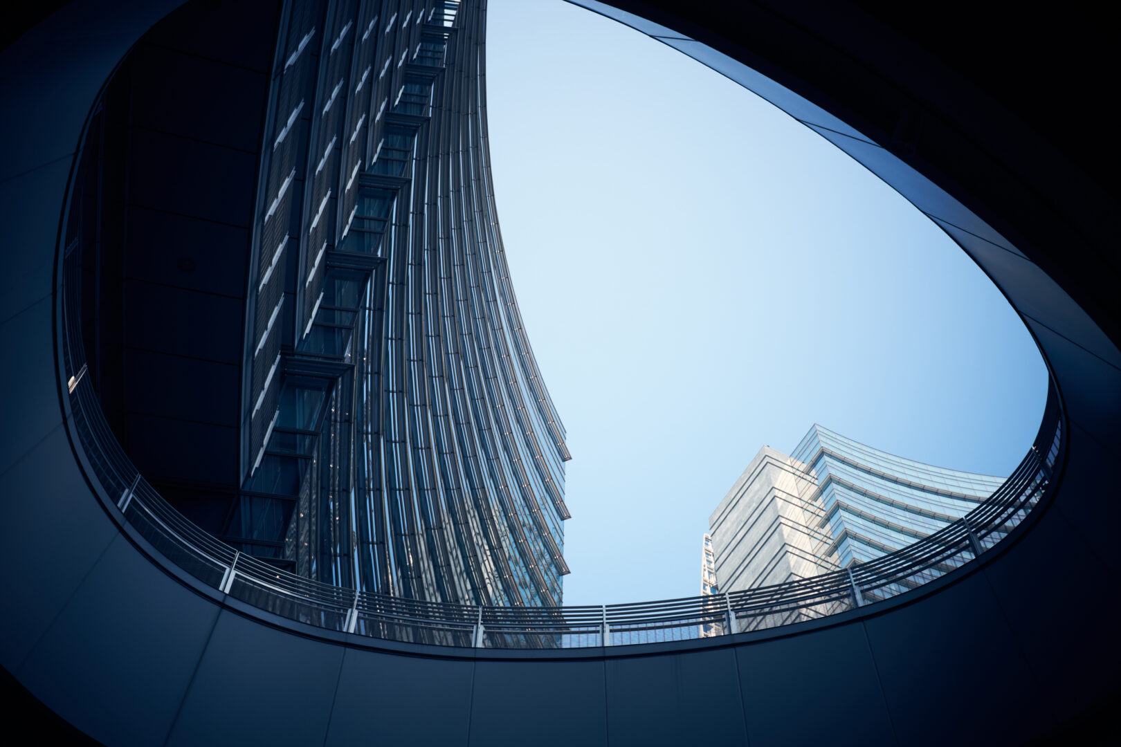 curtain-wall-building